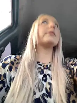 Snapshot of MerlinDave chatting on 23, 12, 2024 MerlinDave online show from 23, 12, 2024