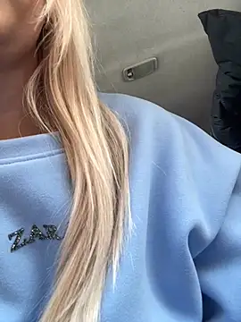 Snapshot of MerlinDave chatting on 13, 1, 2025 MerlinDave online show from 13, 1, 2025