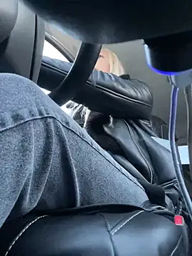 Snapshot of MerlinDave chatting on 14, 1, 2025 MerlinDave online show from 14, 1, 2025