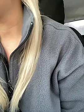 Snapshot of MerlinDave chatting on 18, 1, 2025 MerlinDave online show from 18, 1, 2025