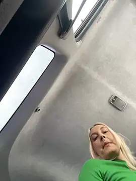 Snapshot of MerlinDave chatting on 24, 2, 2025 MerlinDave online show from 24, 2, 2025