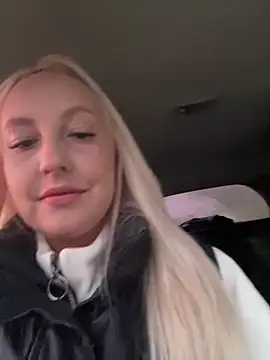 Snapshot of MerlinDave chatting on 17, 3, 2025 MerlinDave online show from 17, 3, 2025