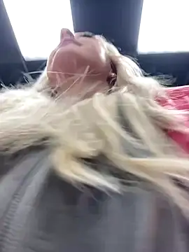 Snapshot of MerlinDave chatting on 10, 10, 2025 MerlinDave online show from 10, 10, 2025