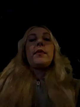 Snapshot of MerlinDave chatting on 2, 12, 2025 MerlinDave online show from 2, 12, 2025