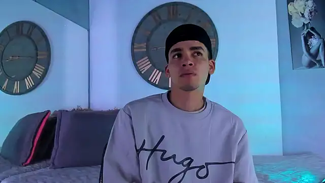 Mike 0233  online show from 29, 12, 2024