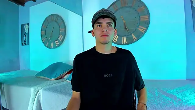 Mike 0233  online show from 19, 1, 2025