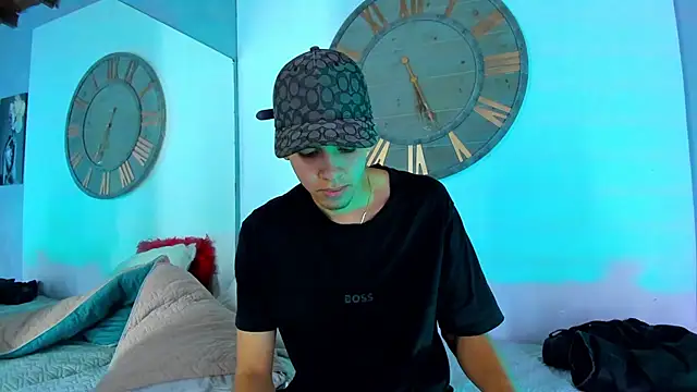 Mike 0233  online show from 19, 1, 2025