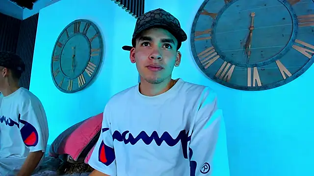 Mike 0233  online show from 30, 1, 2025