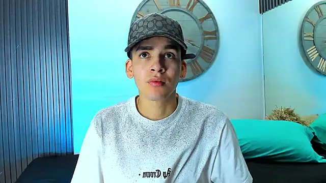 Mike 0233  online show from 15, 2, 2025