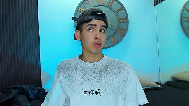 Mike 0233  online show from 15, 2, 2025