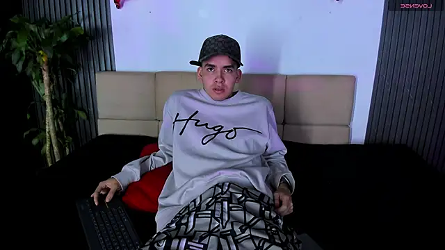 Mike 0233  online show from 25, 2, 2025