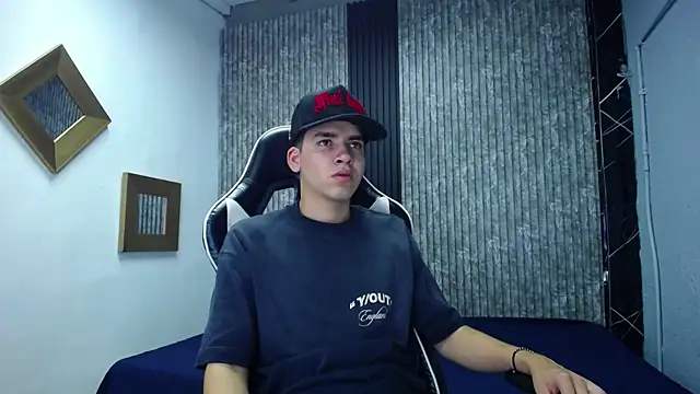 Mike 0233  online show from 23, 11, 2025