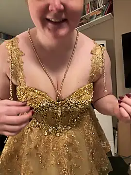 GingerSnap33 online show from 12, 2, 2026