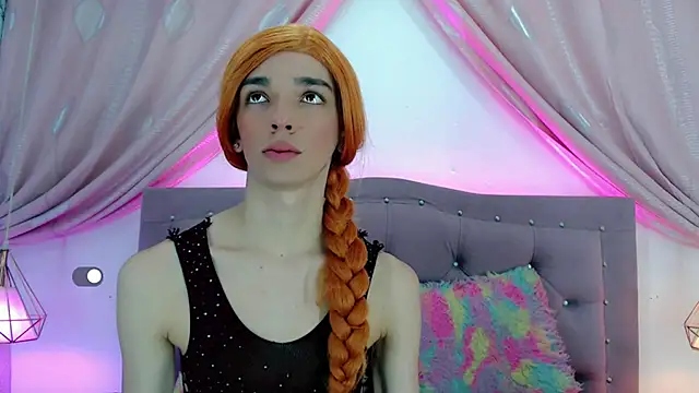 SexyJuliii21 online show from 5, 12, 2024