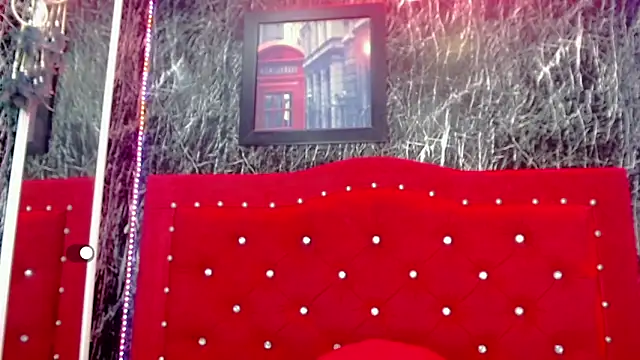 SexyJuliii21 online show from 23, 12, 2024