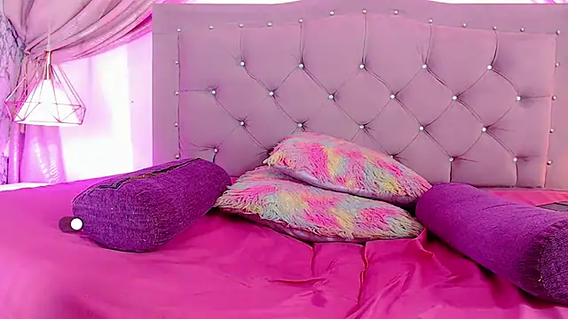 SexyJuliii21 online show from 27, 1, 2025