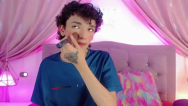 SexyJuliii21 online show from 2, 2, 2025