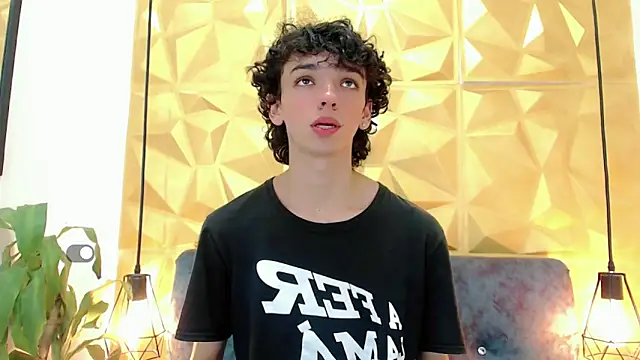 SexyJuliii21 online show from 22, 2, 2025