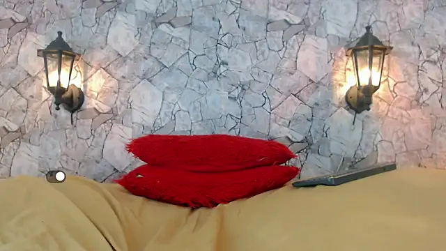 SexyJuliii21 online show from 7, 3, 2025