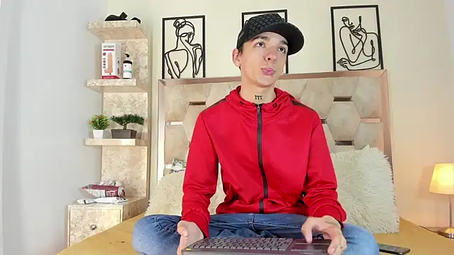 SexyJuliii21 online show from 19, 9, 2025