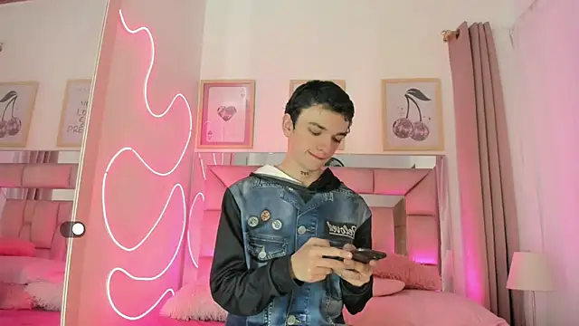 SexyJuliii21 online show from 6, 10, 2025