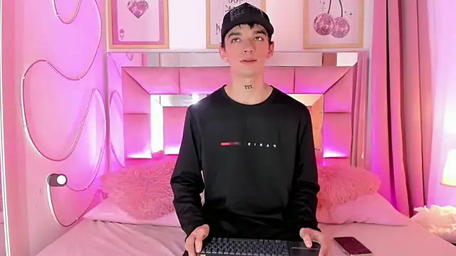 SexyJuliii21 online show from 4, 11, 2025