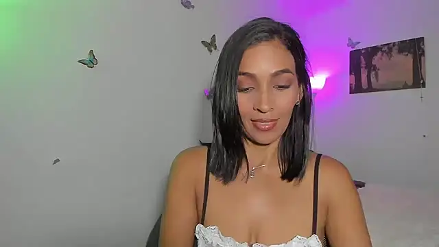 Snapshot of Mila-yang chatting on 5, 10, 2025 Mila-yang online show from 5, 10, 2025