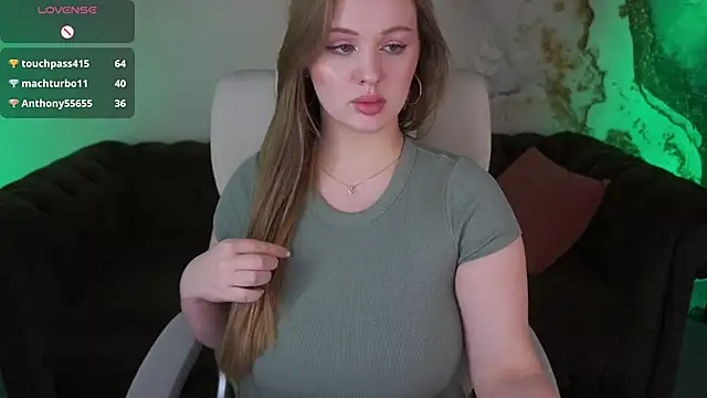 LylaYeess online show from 31, 1, 2025