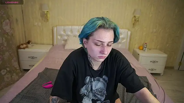 Snapshot of LunaaMayy chatting on 31, 10, 2025 LunaaMayy online show from 31, 10, 2025