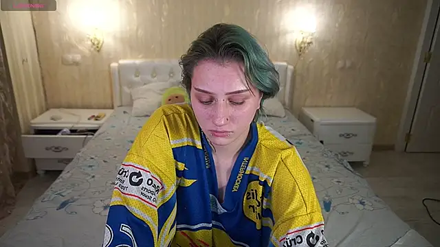 Snapshot of LunaaMayy chatting on 8, 1, 2026 LunaaMayy online show from 8, 1, 2026