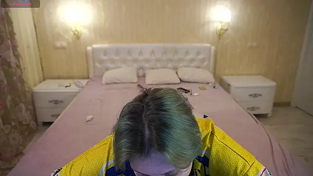 Snapshot of LunaaMayy chatting on 3, 2, 2026 LunaaMayy online show from 3, 2, 2026