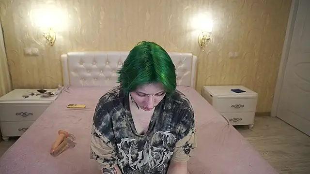 Snapshot of LunaaMayy chatting on 21, 2, 2026 LunaaMayy online show from 21, 2, 2026