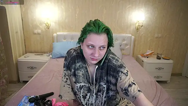 Snapshot of LunaaMayy chatting on 27, 2, 2026 LunaaMayy online show from 27, 2, 2026