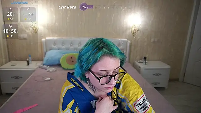 Snapshot of LunaaMayy chatting on 8, 3, 2026 LunaaMayy online show from 8, 3, 2026