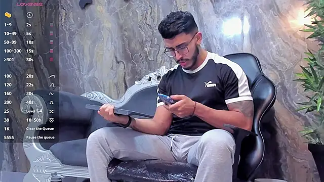 Liam Kleiin online show from 29, 1, 2025