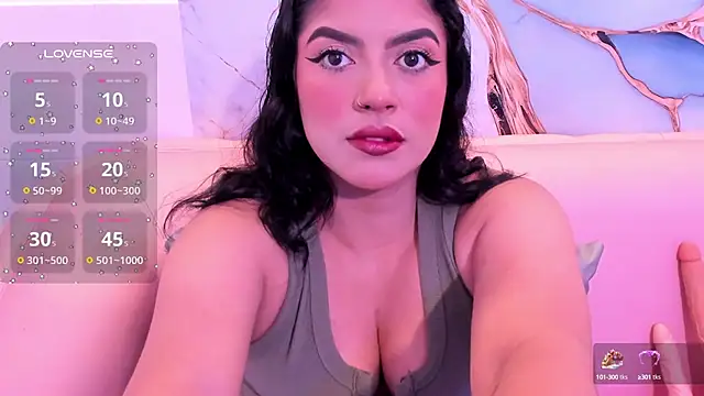 Snapshot of taylor_cupper chatting on 11, 9, 2025 taylor cupper online show from 11, 9, 2025