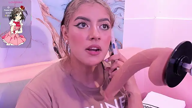 Snapshot of taylor_cupper chatting on 3, 10, 2025 taylor cupper online show from 3, 10, 2025