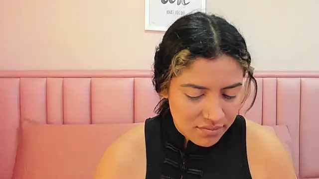 Snapshot of taylor_cupper chatting on 23, 11, 2025 taylor cupper online show from 23, 11, 2025