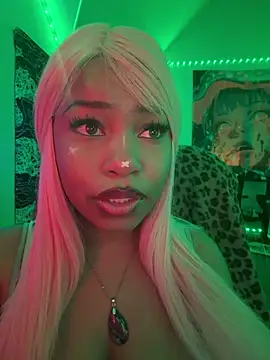 Snapshot of lovekaylaa chatting on 30, 11, 2025 lovekaylaa online show from 30, 11, 2025