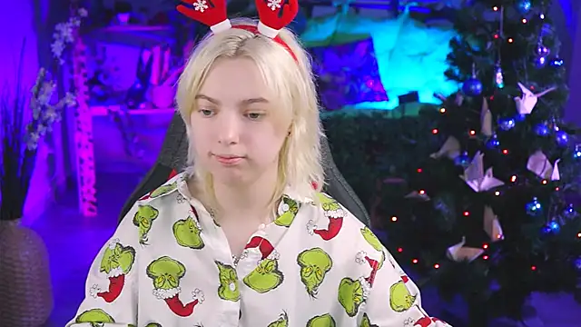 Snapshot of RocKStone_ chatting on 25, 12, 2024 RocKStone  online show from 25, 12, 2024