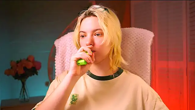 Snapshot of RocKStone_ chatting on 28, 1, 2025 RocKStone  online show from 28, 1, 2025