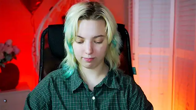 Snapshot of RocKStone_ chatting on 18, 2, 2025 RocKStone  online show from 18, 2, 2025