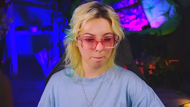 Snapshot of RocKStone_ chatting on 19, 2, 2025 RocKStone  online show from 19, 2, 2025