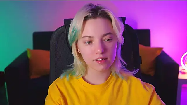 Snapshot of RocKStone_ chatting on 21, 2, 2025 RocKStone  online show from 21, 2, 2025