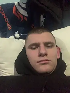 Snapshot of Boysex227 chatting on 17, 2, 2025 Boysex227 online show from 17, 2, 2025