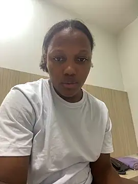 Snapshot of kellya_ chatting on 1, 3, 2025 kellya online show from 1, 3, 2025