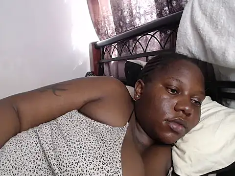 Snapshot of Whimsicalwillow chatting on 19, 11, 2025 Whimsicalwillow online show from 19, 11, 2025