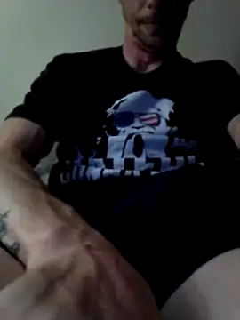 Snapshot of elmerfuddin87 chatting on 18, 9, 2025 elmerfuddin87 online show from 18, 9, 2025