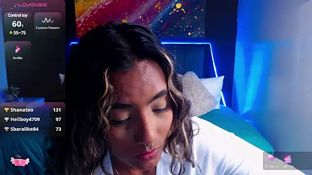 Snapshot of megan_collins96 chatting on 10, 3, 2025 megan collins96 online show from 10, 3, 2025