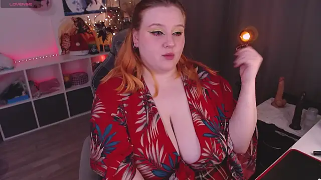 Snapshot of lissamuff chatting on 13, 12, 2024 lissamuff online show from 13, 12, 2024